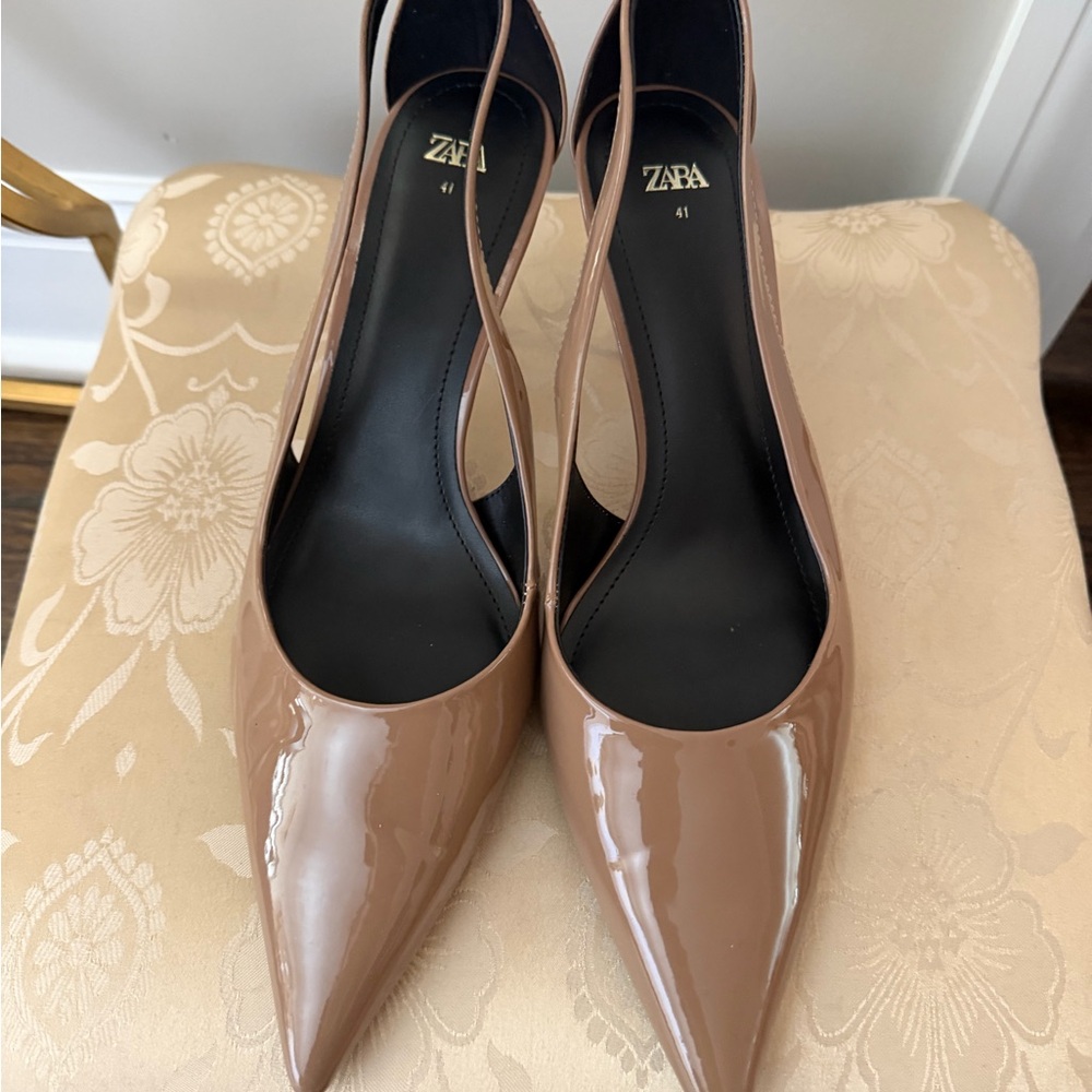 Zara Women's Tan Patent Leather Heels